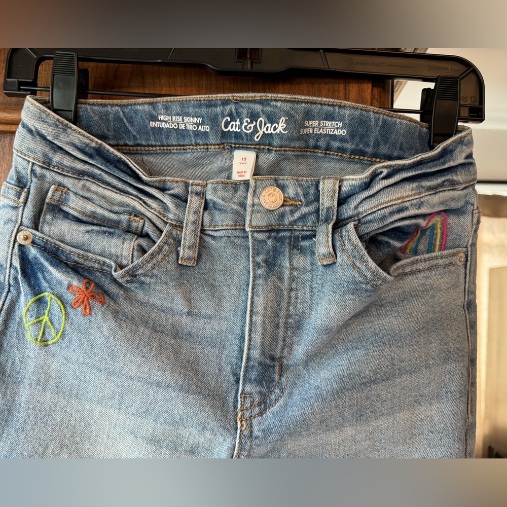 Cat and Jack high-rise skinny jeans. Size 12. No stains. Very gently worn.